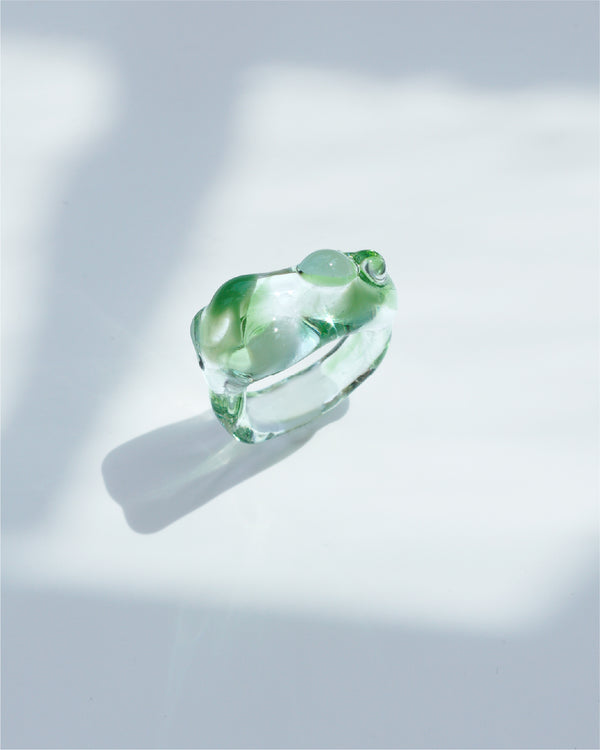 Cloudy Glow Glass Ring - Green