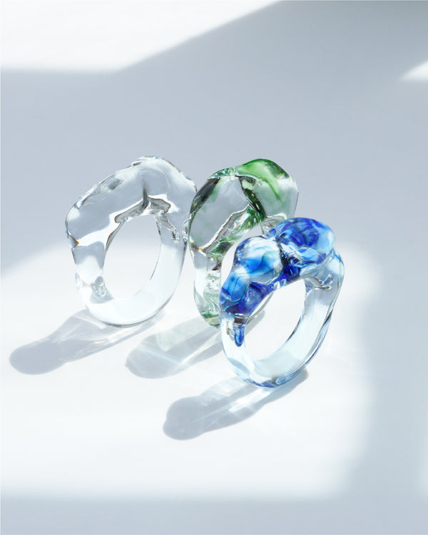 Cloudy Glow Glass Ring - Clear