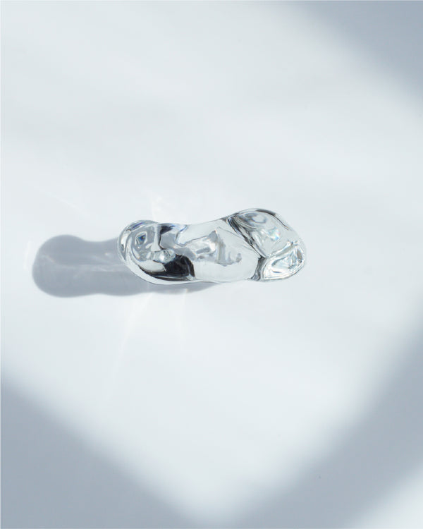 Cloudy Glow Glass Ring - Clear