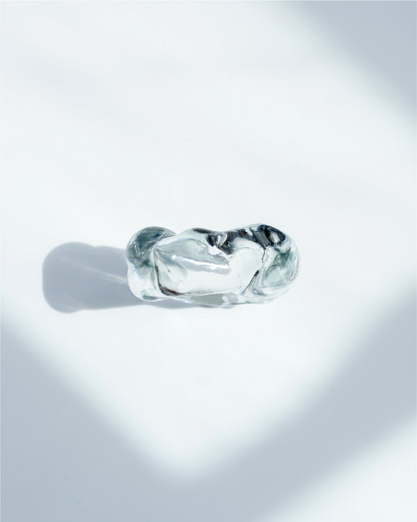 Cloudy Glow Glass Ring - Charcoal