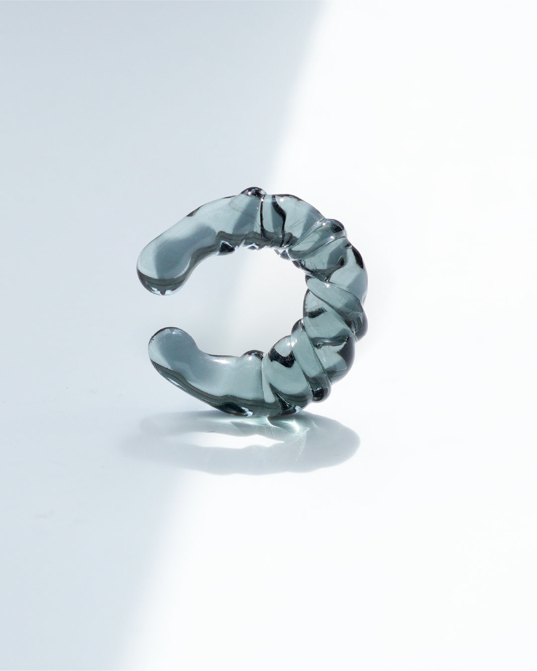 Twisted Glass Ear Cuff - Charcoal